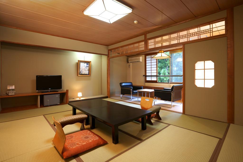 Hotel Tsukagoshiya Shibukawa Exteriér fotografie